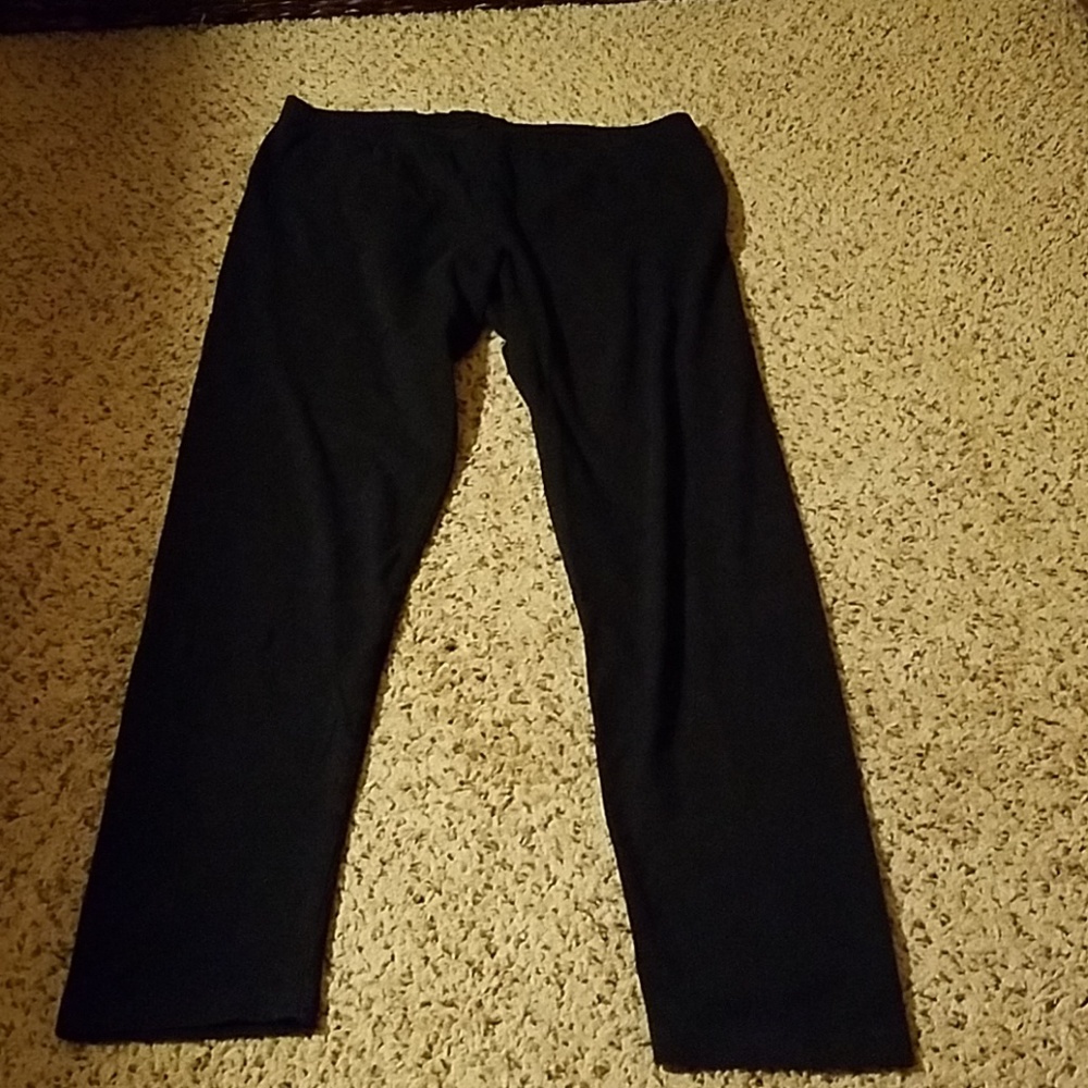 Black leggings